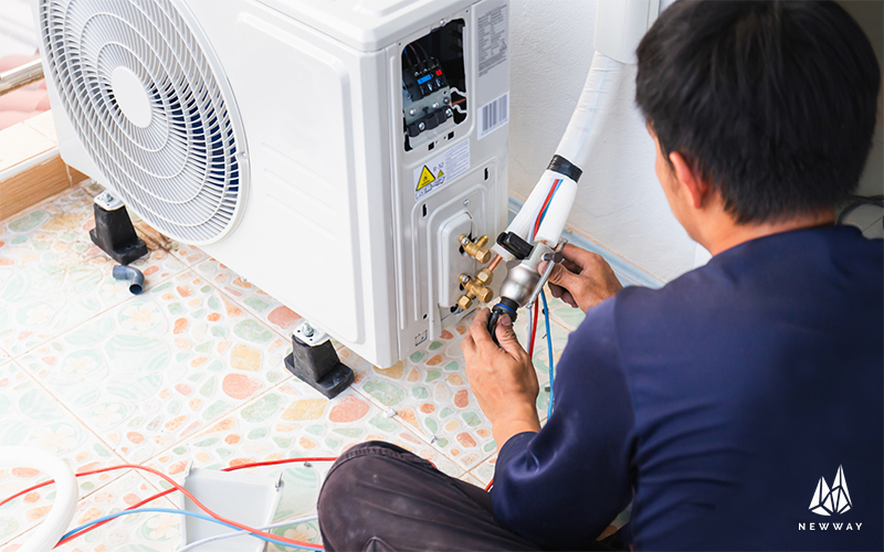 Outdoor air conditioner installation service